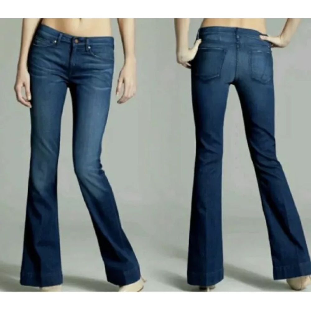 New Guess by Marciano Mid-Flare Jean No. 74 Rich Vintage Wash Soft Denim 27